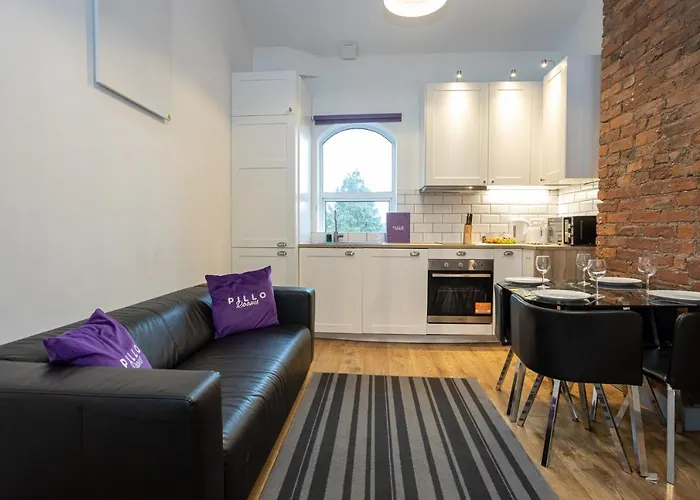 Pillo - Salford Apartament