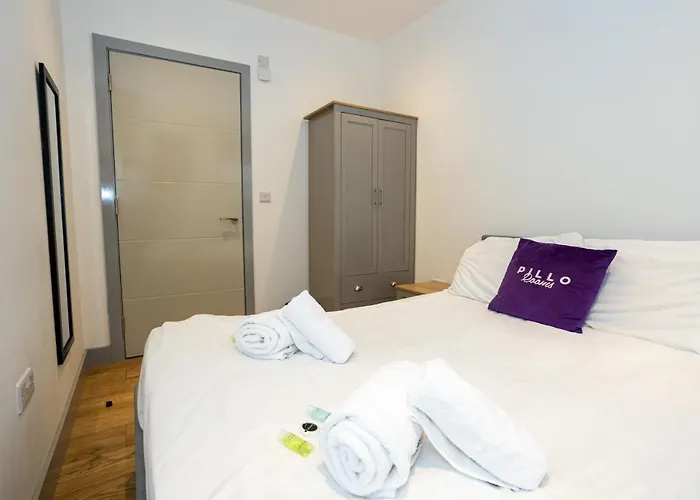 Apartament Pillo Serviced - Salford Manchester