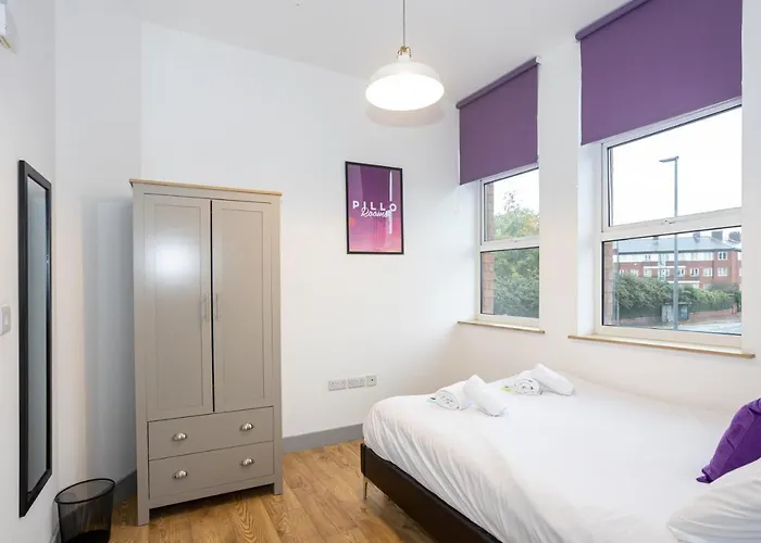 Apartament Pillo - Salford *
