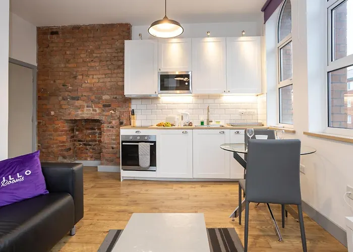 Pillo - Salford Apartament