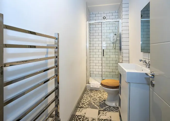 Pillo Serviced - Salford * Manchester