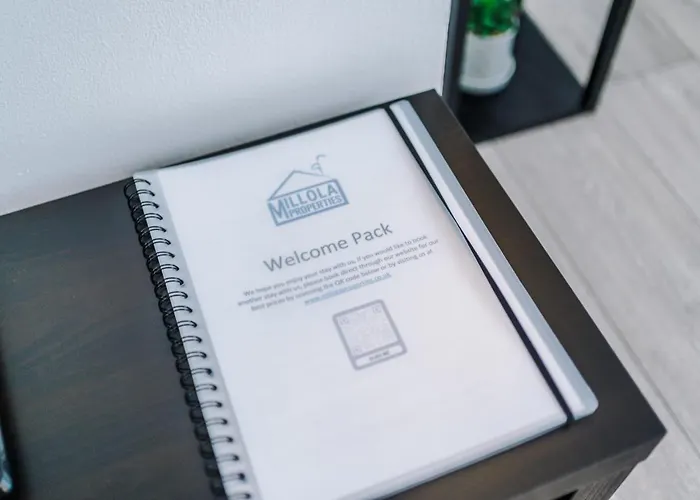 Half Mile To Etihad Stadium & Coop Arena, Free Parking, 6 Ppl *