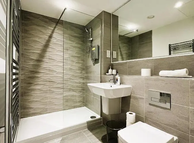 Brand New Modern 1 Bed Near Old Trafford Stadium