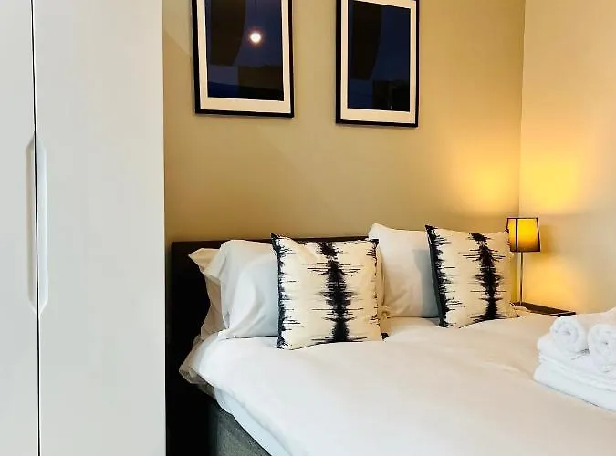 Stylish Near To Old Trafford Stadium 曼彻斯特