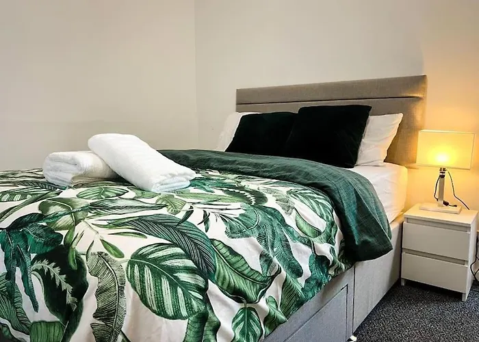 Adorable 2 Bed House Ideal For Family Of Four Semesterbostad *