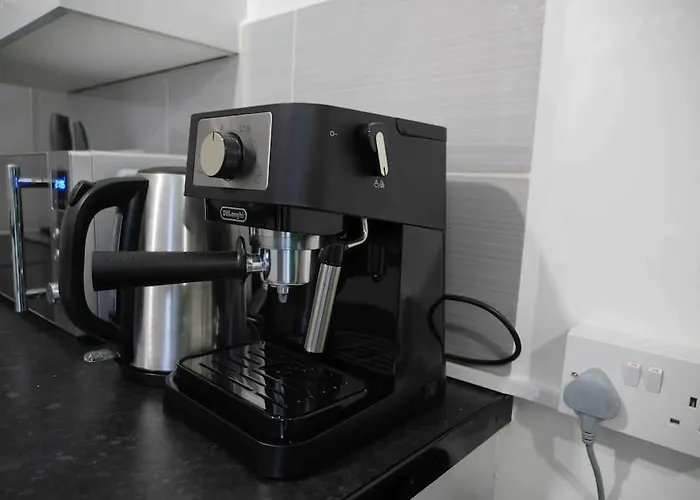 Adorable 2 Bed House Ideal For Family Of Four *