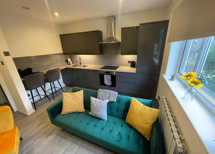 Modern Cosy 1 Bed Near Centre~double Bed~parking