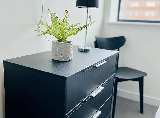 Fabulous One Bedroom Near Old Trafford Stadium