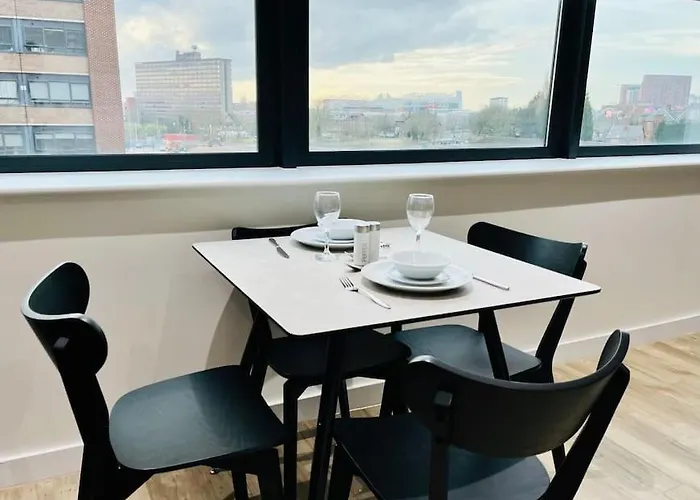 Modern One Bedroom Near Old Trafford Stadium Apartmán *