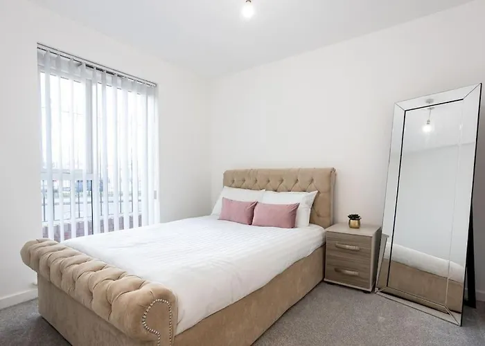 M5 Ordsall - Spacious 2 Bedroom * Manchester