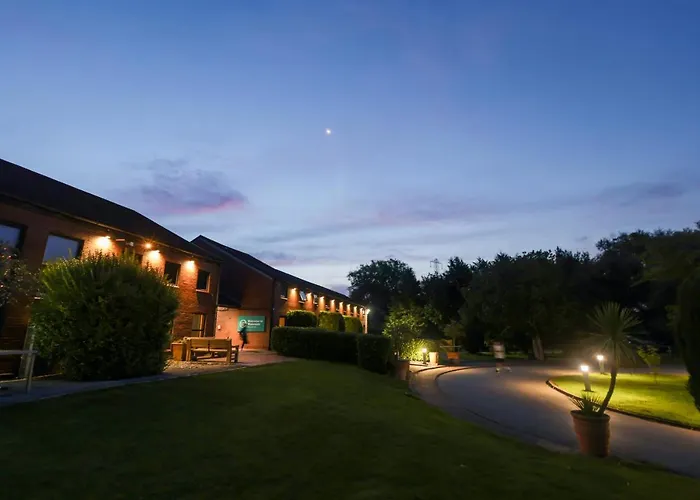 The Waterside And Leisure Club Hotel