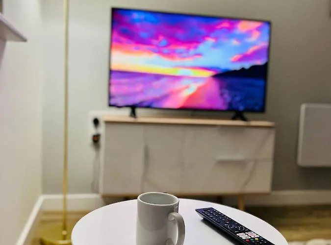 Fabulous One Bedroom Near Old Trafford Stadium Διαμέρισμα *