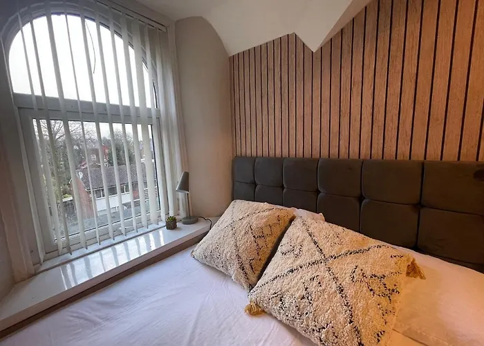 Апартаменты Deluxe In 20 Percent Off For Drake Concert Attendees! Манчестер