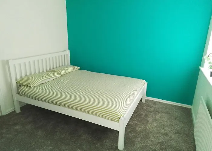 Entire 2 Bedroom House -