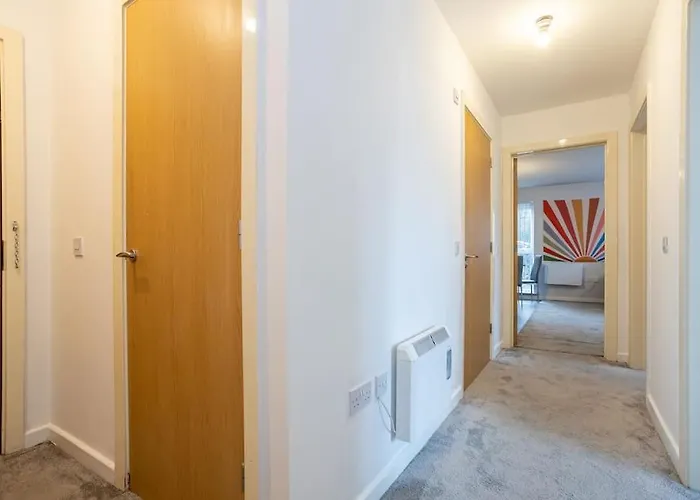 M5 Ordsall - Spacious 2 Bedroom 아파트
