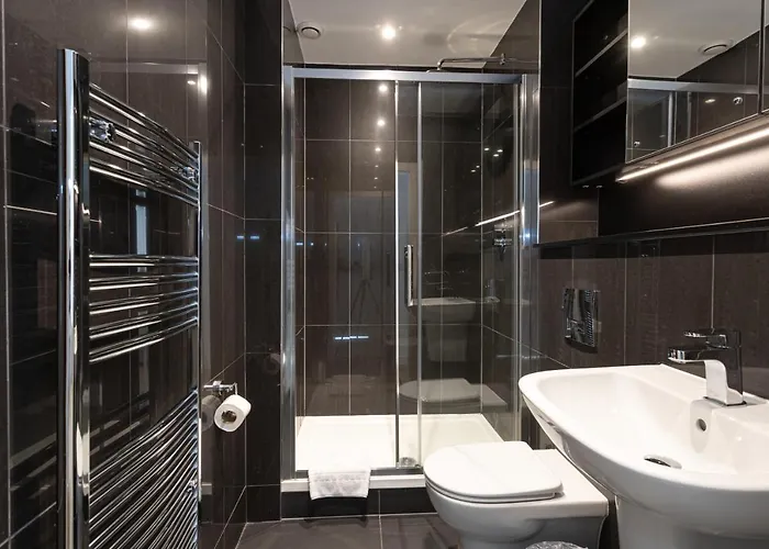 Pillo Serviced - Arena * Manchester