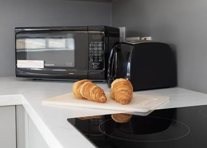 Pillo Serviced - Arena Apartmán *