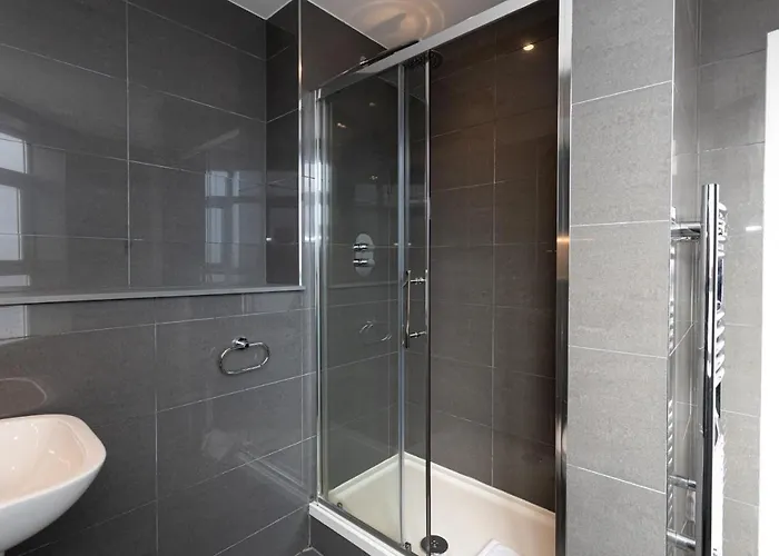 Pillo Serviced - Arena Apartamento