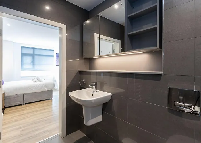 Pillo Serviced - Arena * Mánchester