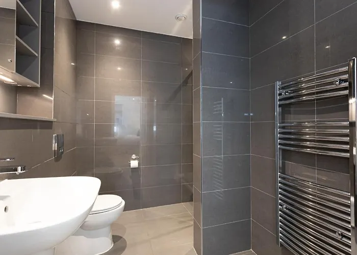 Pillo Serviced - Arena Apartamento