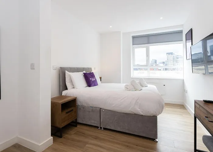 Pillo Serviced - Arena Apartamento