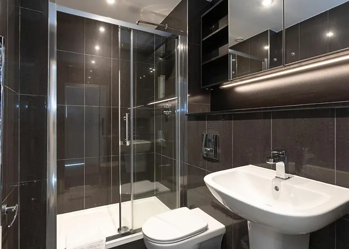 Pillo Serviced - Arena * Manchester