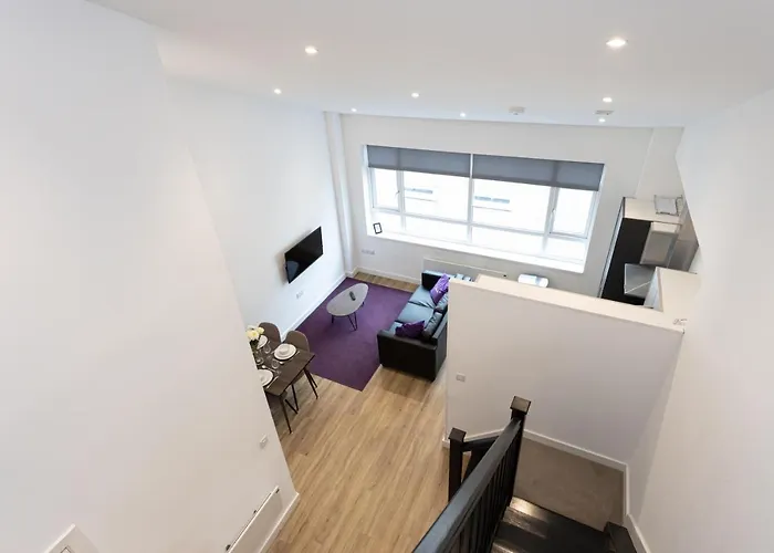 Pillo Serviced - Arena *