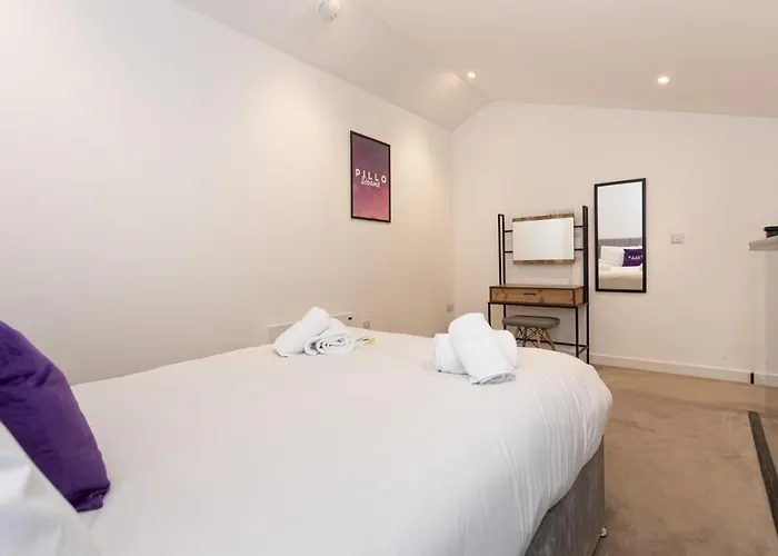 Pillo Serviced - Arena *