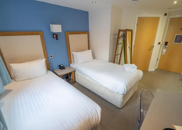 The Waterside And Leisure Club Hotel Manchester