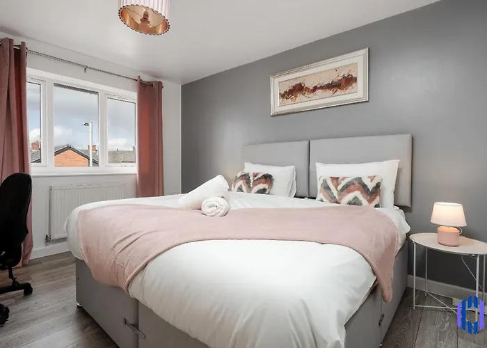 Spacious 5br - Coop Live & Etihad - Pool Table