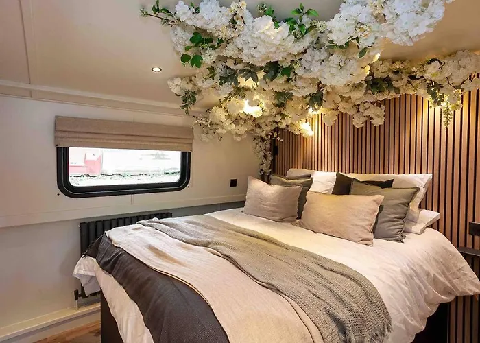 보트호텔 The Vaetten Hues Luxury Boat