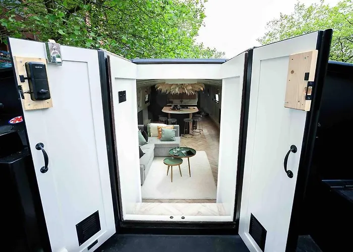 The Vaetten Hues Luxury Boat *