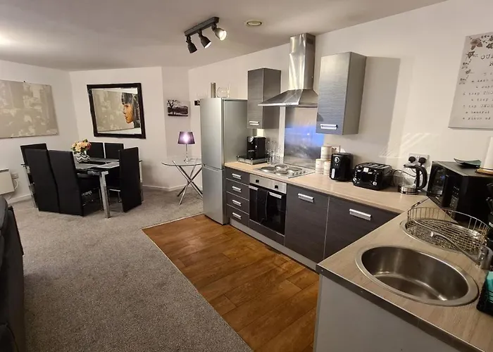 Luxury 2 Bed With Free Wi-fi & Parking Appartement Manchester