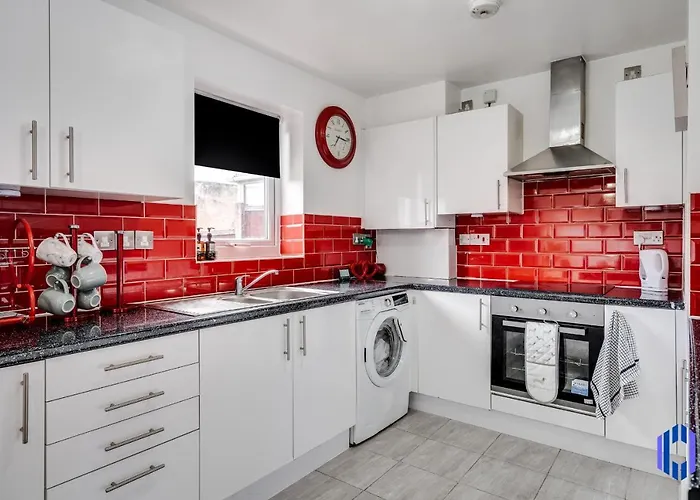 Spacious 5br - Coop Live & Etihad - Pool Table Prázdninový dům *