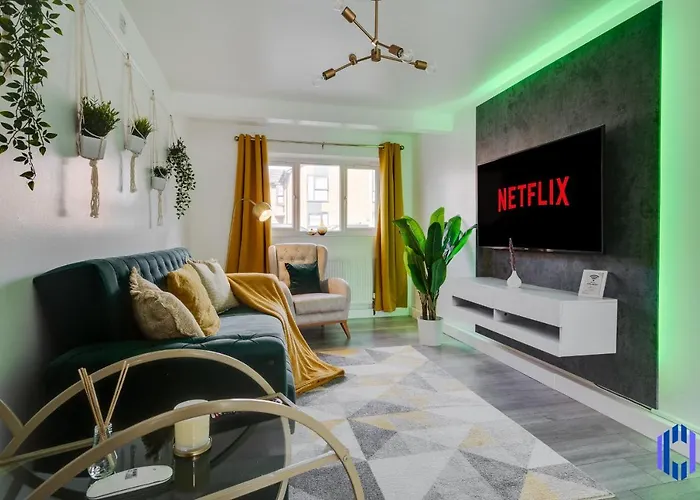 Spacious 5br - Coop Live & Etihad - Pool Table Prázdninový dům *