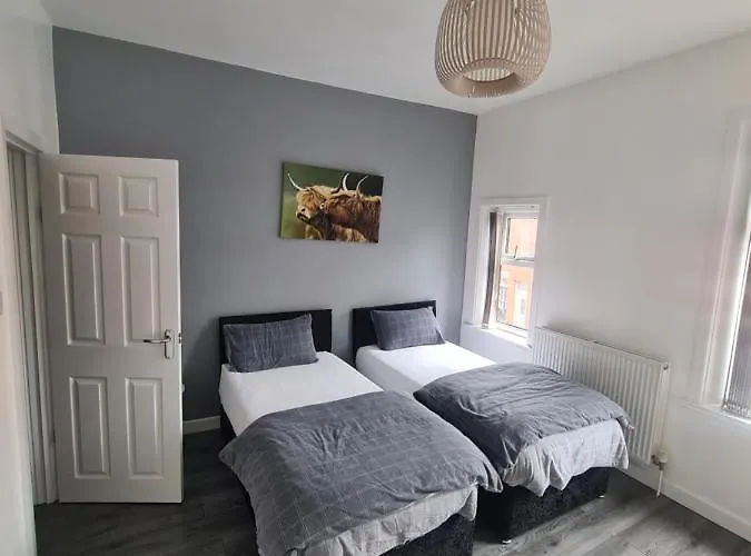 아파트 Lovely 2-bedroom House Close To Media City.