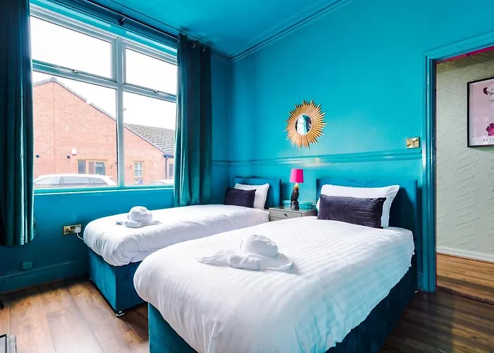 Spacious And Modern 5 Bedroom House Feriehus