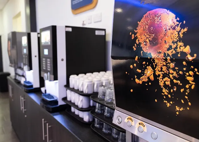 Express Centre Arena By Ihg Hotel Manchester