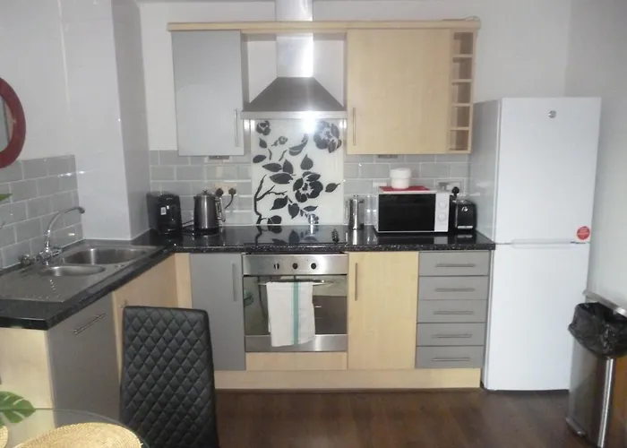 2 Bed Flat Near Deansgate