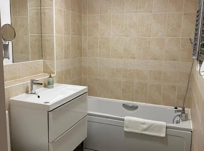 Marine Viewing 2 Bedrooms Flat *