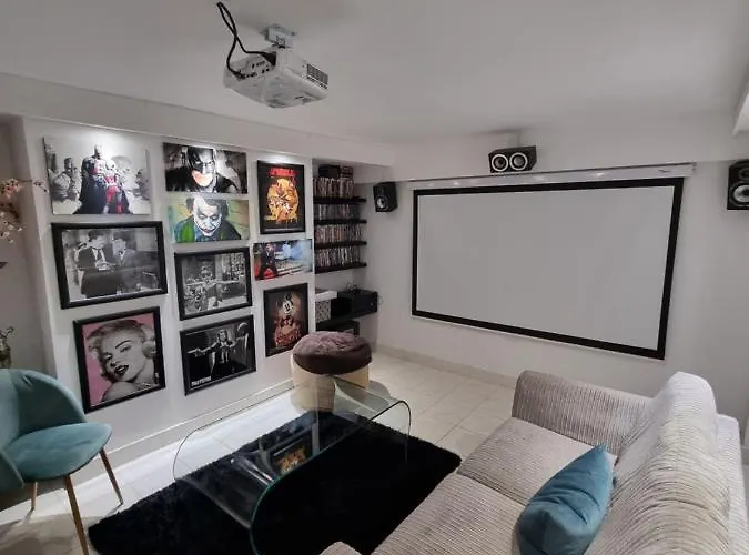 Lovely Close To Mcr Centre Inc Cinema