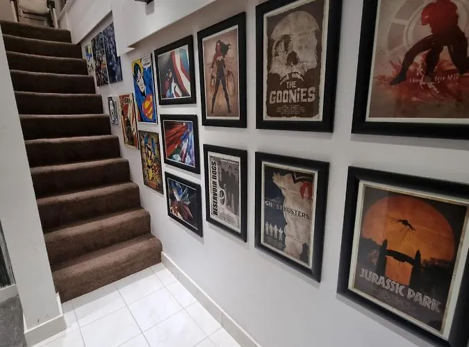 Vakantiehuis Lovely Close To Mcr Centre Inc Cinema