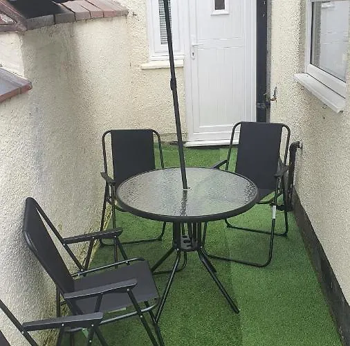 Apartmán Crystal House 10min To Centre Ideal For Work And Leisure *