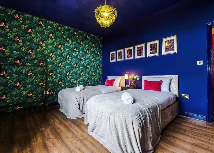 Spacious And Modern 5 Bedroom House Feriehus