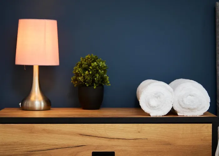 Fabulous 5 Bed House W Parking Ferienhaus *