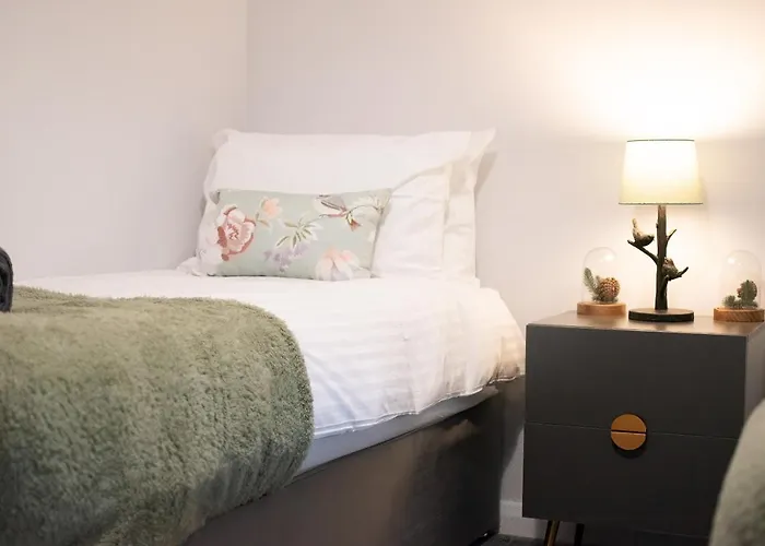 Holiday home Moseley Gardens Fallowfield *