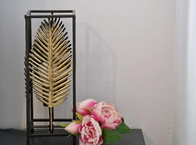 Luxury 2 Bed, 2 Bath - The Quays 아파트 *