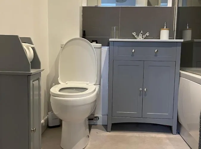 Casa vacanze 2 Bedroom House With Garden *