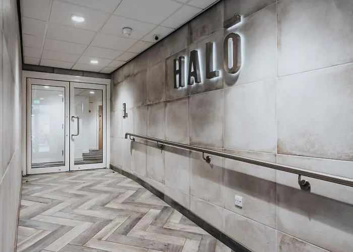 Living Penthouse With Parking