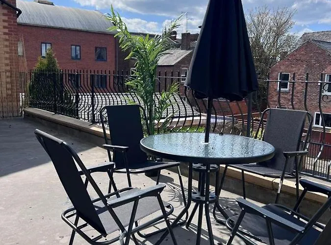 Apartament The Burton- Free Gated Parking *